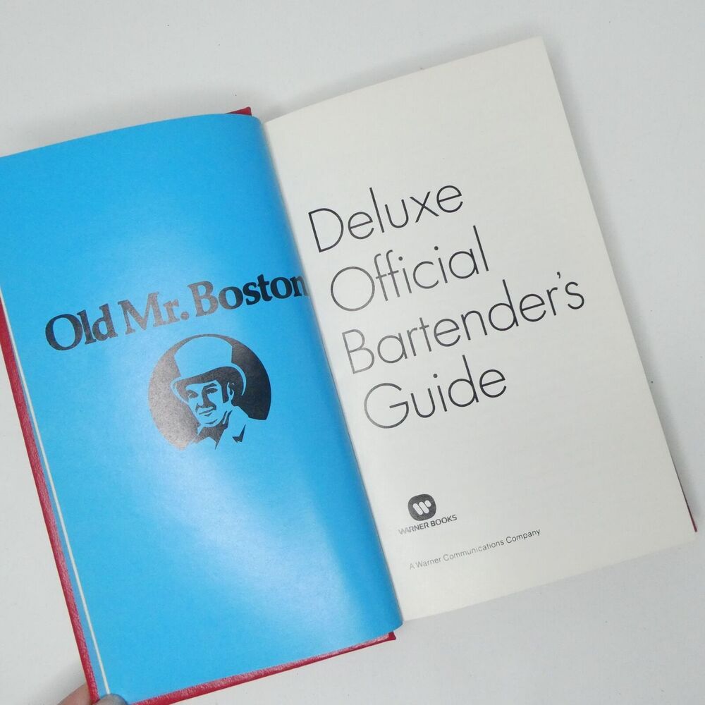 1981 Mr Boston Deluxe Official Bartenders Guide Red 61st Edition Hardcover - Picture 6 of 13